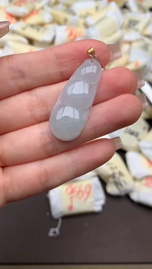 翡翠挂件18K金镶嵌 一福利