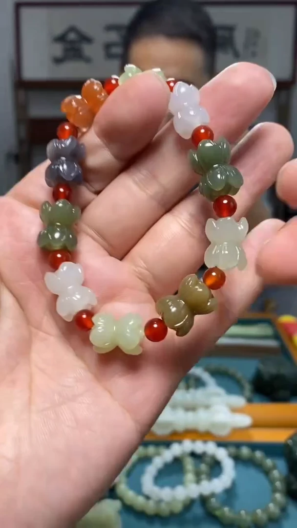 颈饰未镶嵌和田玉65