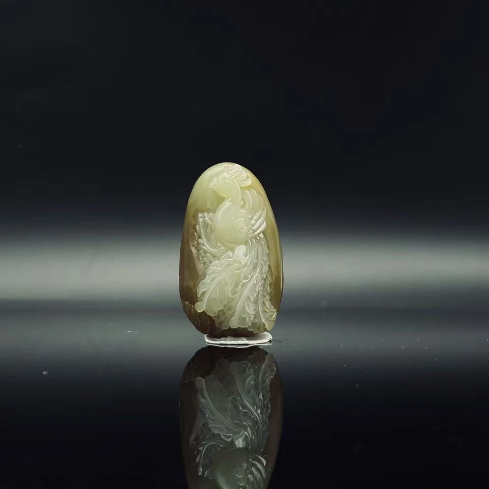 和田玉且末糖白凤舞九天吊坠 2139