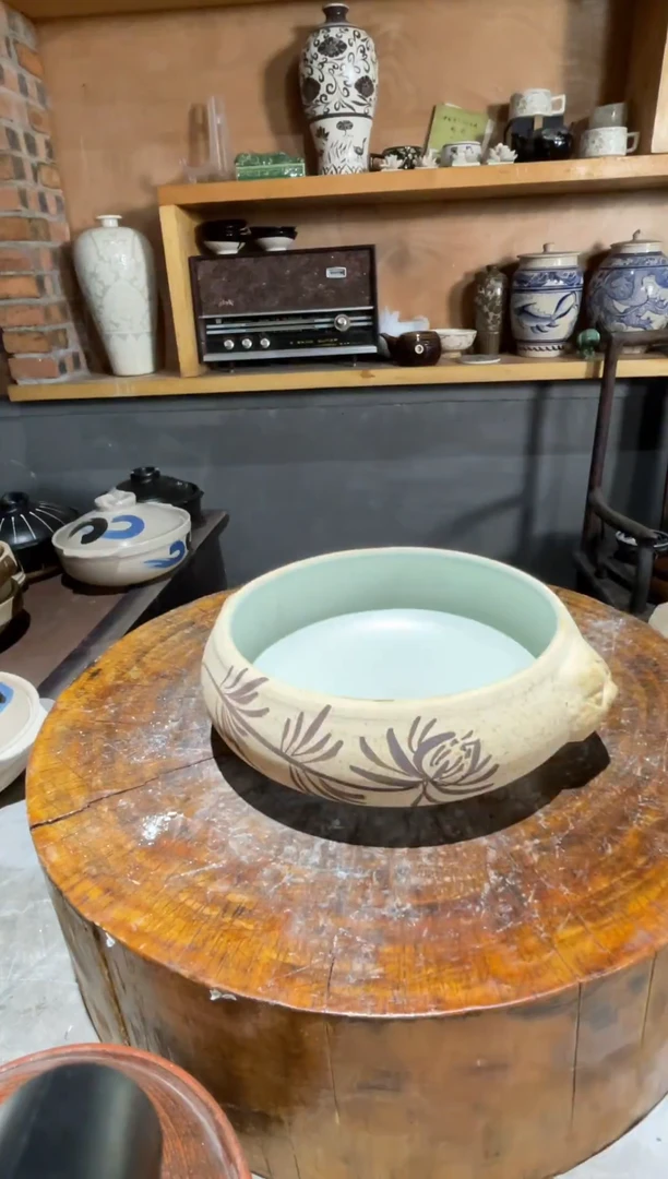 陶土36号链接微瑕虎头钵1.5升*18高8