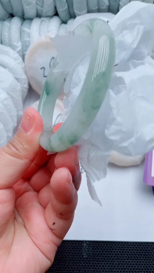 石英质玉手镯未镶嵌G17-61-62-63