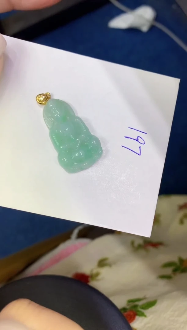 颈饰未镶嵌翡翠缅甸天然翡翠A货