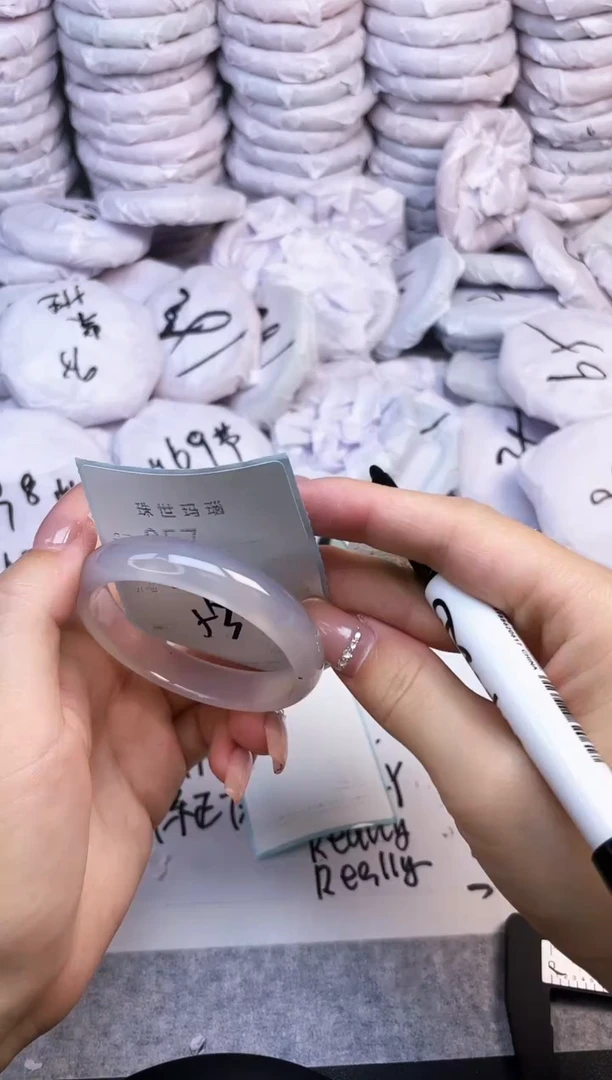 手镯玛瑙/玉髓未镶嵌857