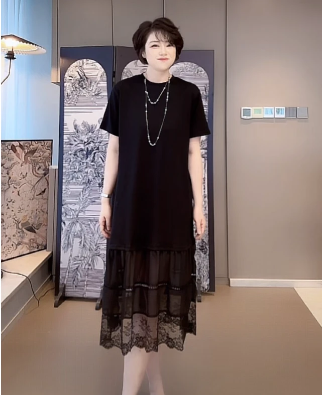 【U.M】能量感小黑裙花蕾蕾丝拼接显瘦短袖连衣裙透气高弹