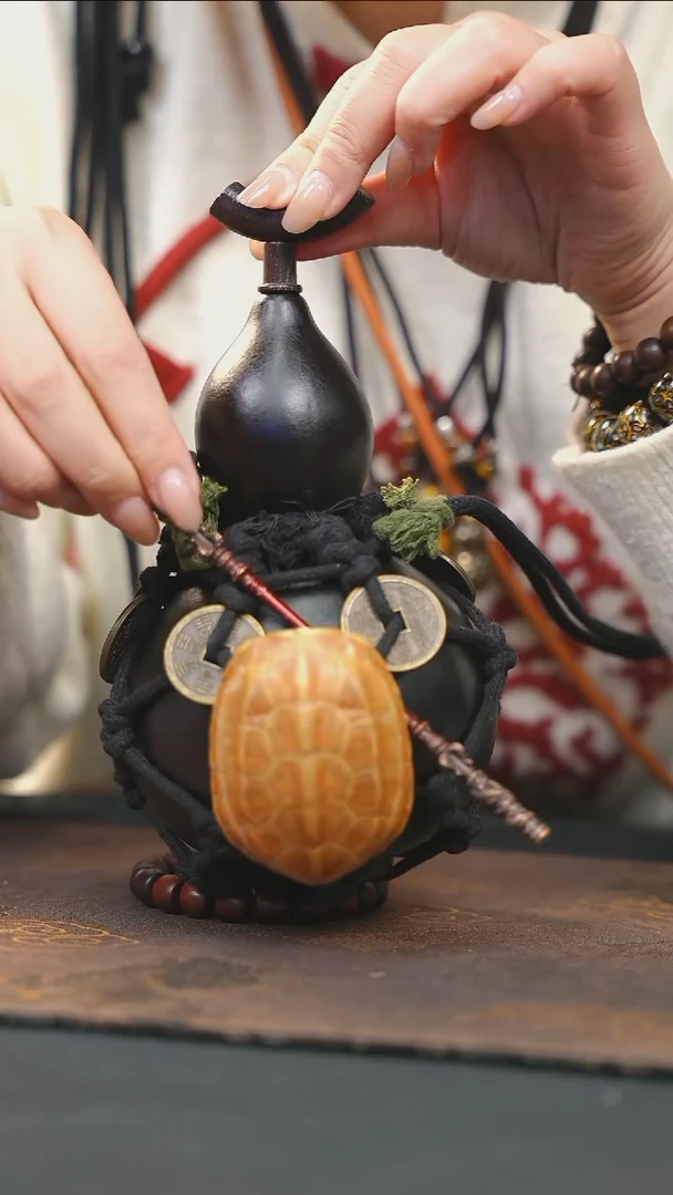 【闪购商品】RZ263漂漆精致小手捻{未开口}