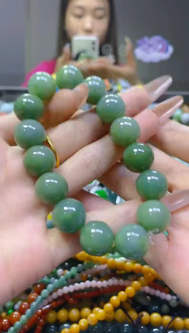 翡翠未镶嵌颈饰13MM/S/翡翠A货，一件也是批发价