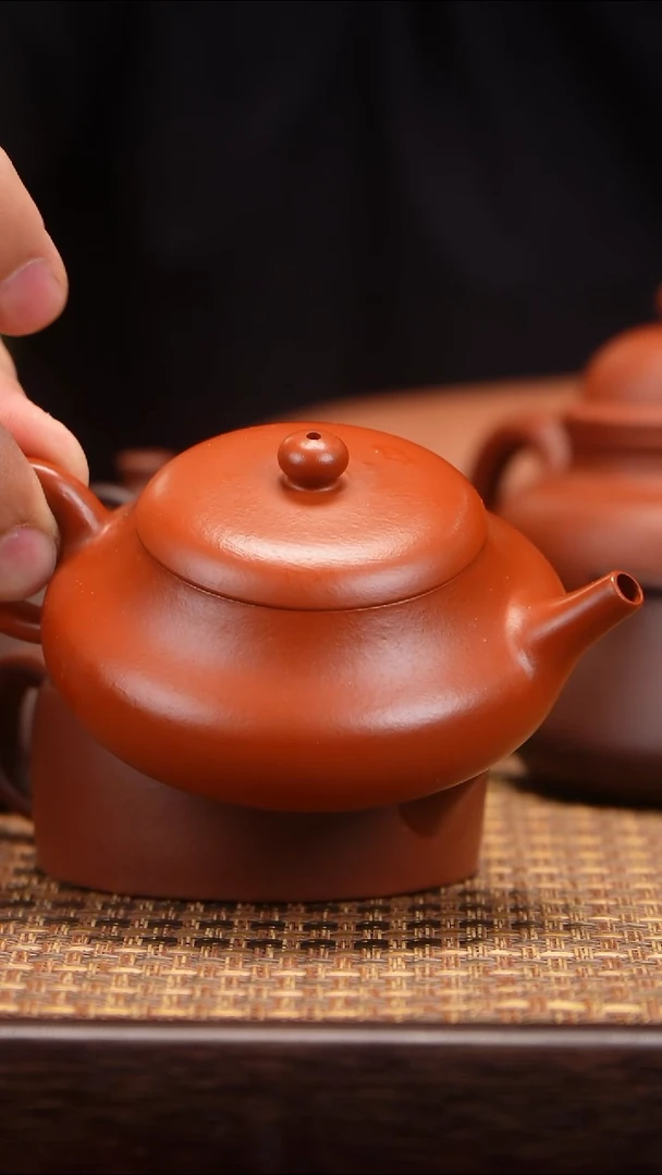 茶壶紫砂荣福而是好热