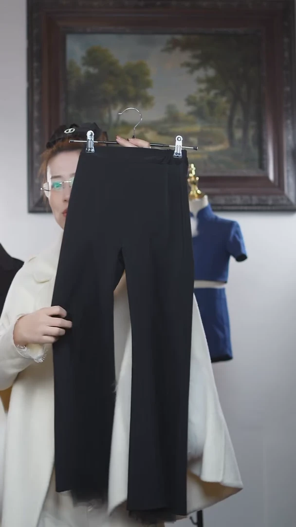 120码黑色拼纱喇叭裤艺桐轩儿童潮服