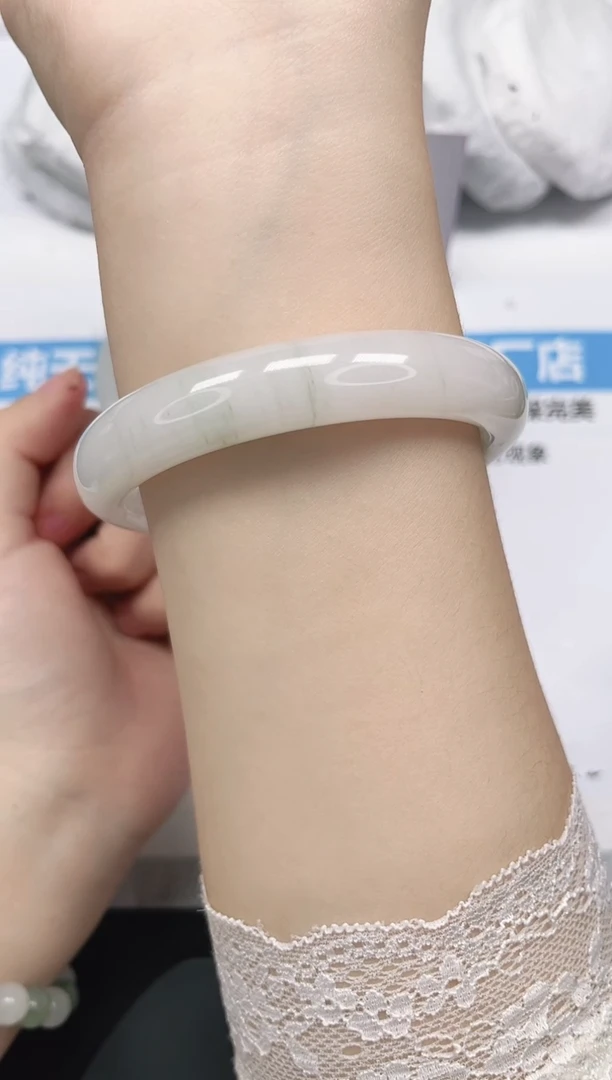 未镶嵌手镯石英岩玉255-62/63