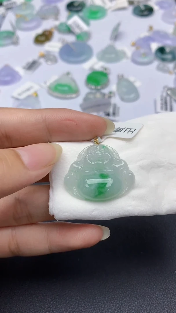 颈饰18K金镶嵌翡翠天然缅甸a货翡翠百元以上9元证书费自理