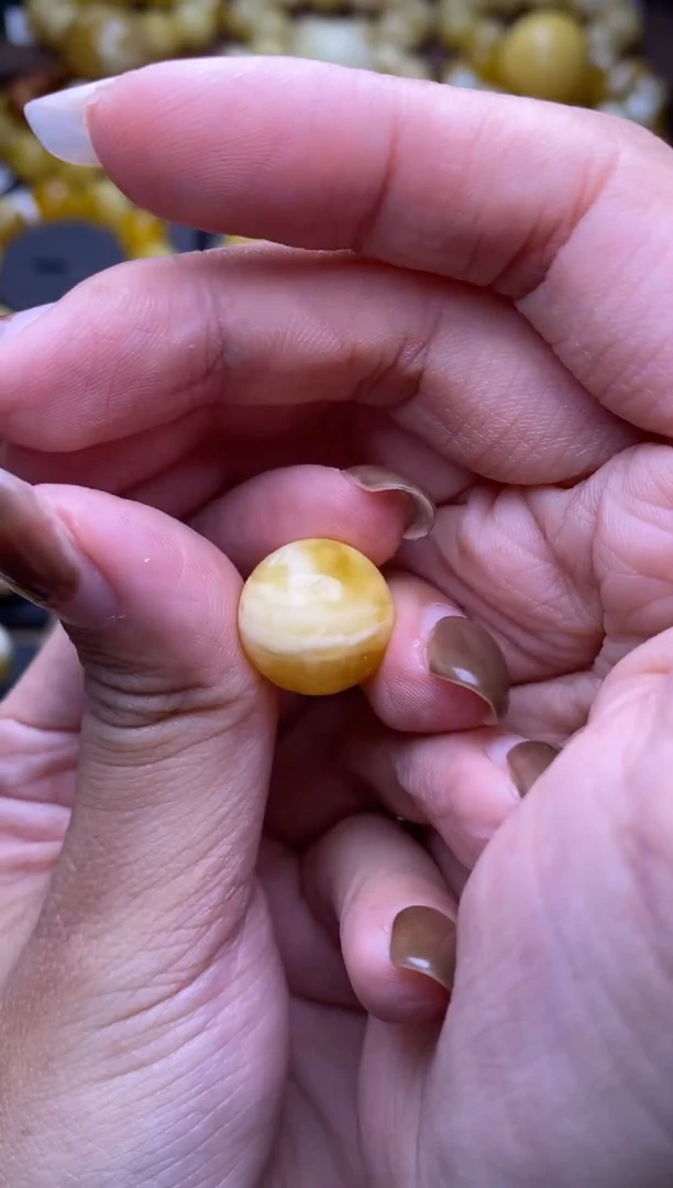 【闪购商品】琥珀裸石未镶嵌 大小姐珠宝严选67