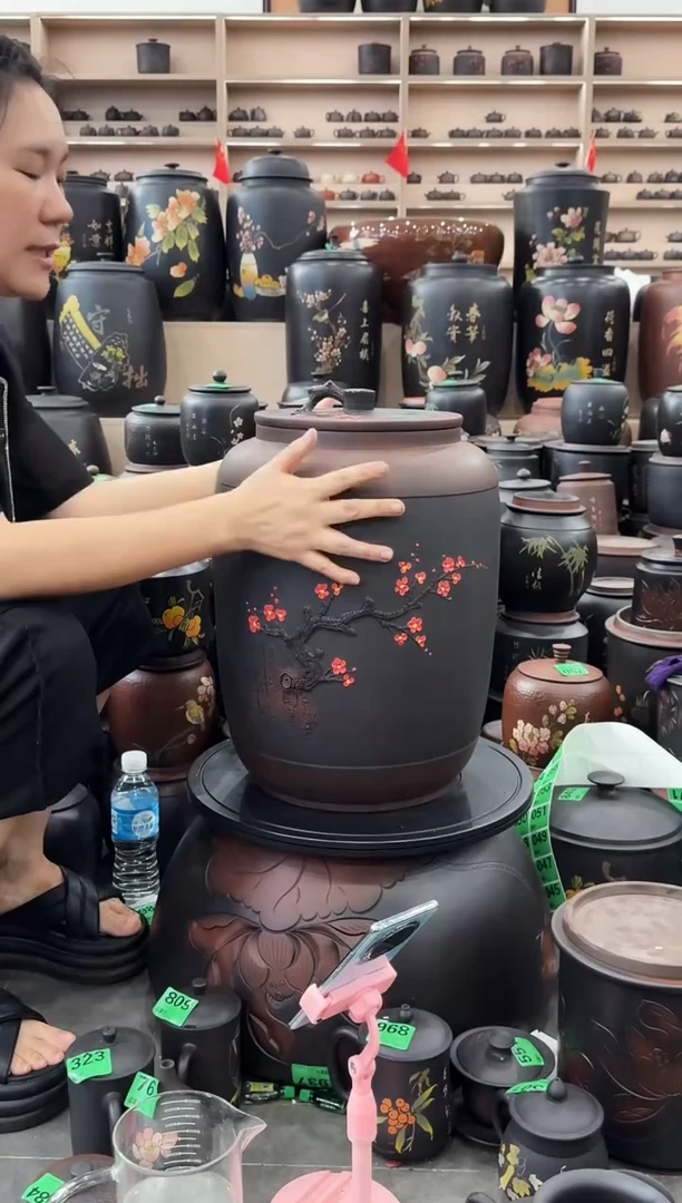 罐瑕疵茶缸高50cm 红梅 503