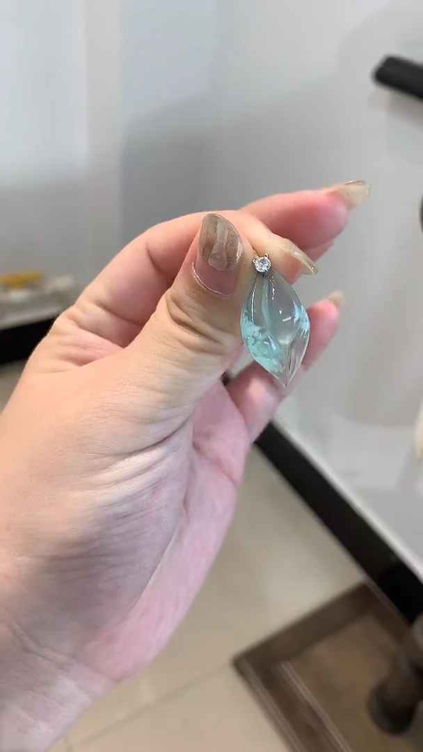 未镶嵌蛇纹石玉颈饰随形不带链子