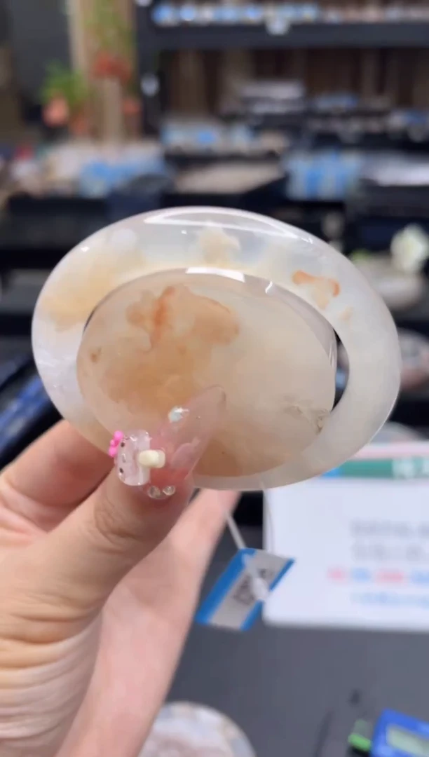 未镶嵌手镯石英质玉33(55圈赠送镯心)