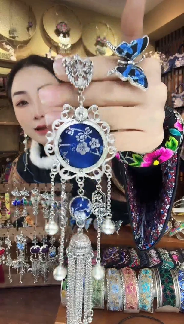 刺绣非遗刺绣民族风压襟