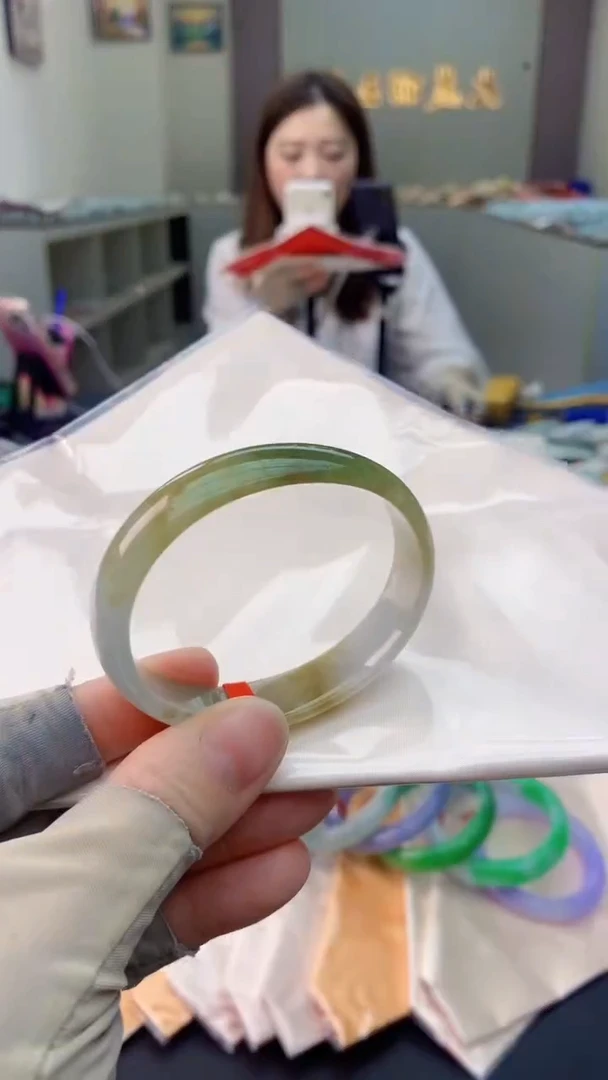 未镶嵌手镯翡翠0903246358