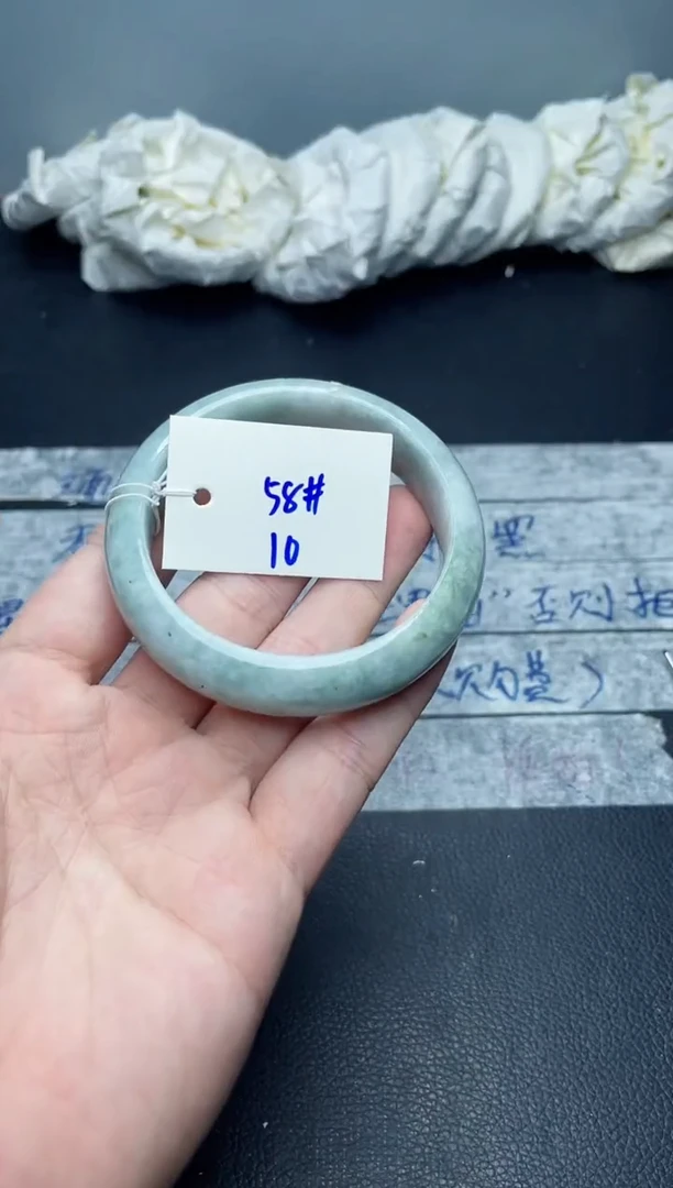 未镶嵌手镯翡翠10
