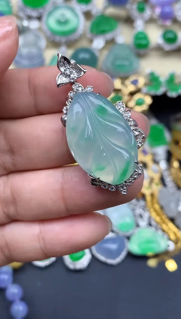 翡翠18K金镶嵌颈饰509-春日珠宝