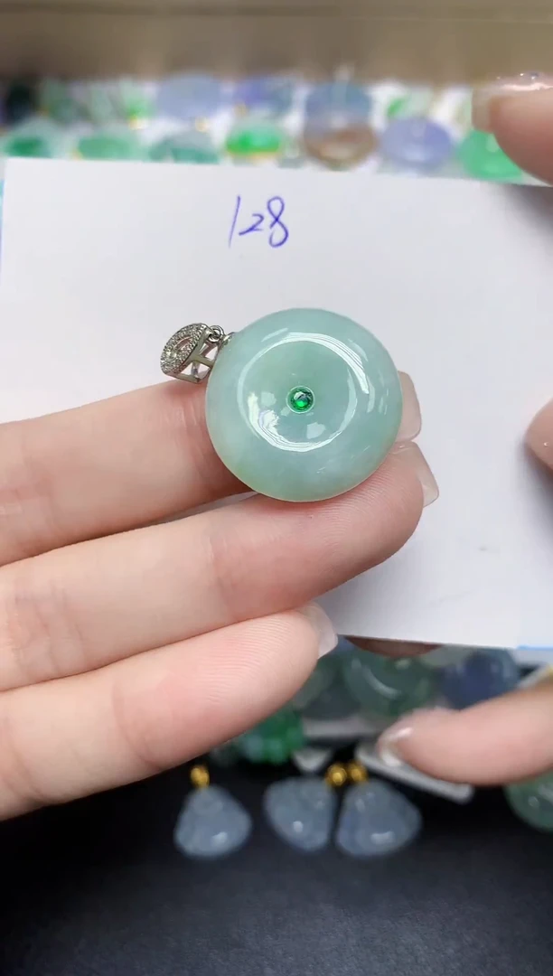 颈饰未镶嵌翡翠天然缅甸翡翠A货翡翠百元以上9元证书费自理