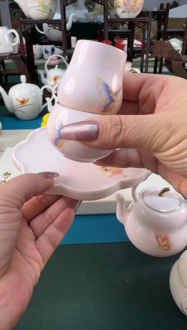 【闪购商品】瓷器 ······.......