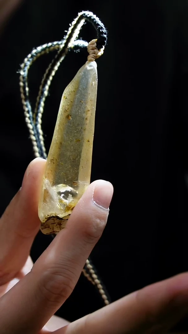 吊坠(赠链)未镶嵌水晶水晶