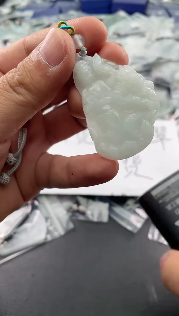 颈饰未镶嵌翡翠25/11/22/.251