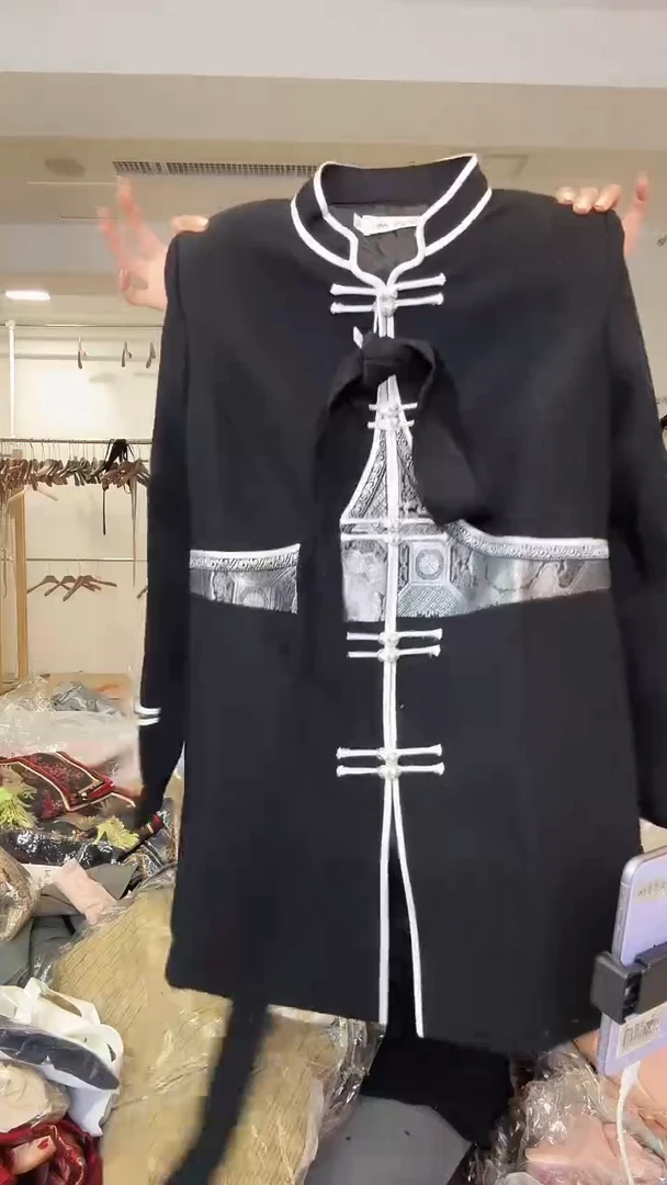 外套       XL码      115-125斤