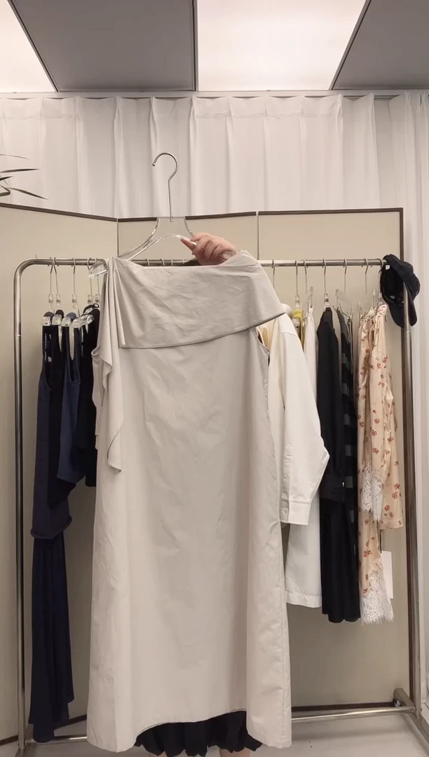 短句 25款 无袖飘带连衣裙M码  已开价