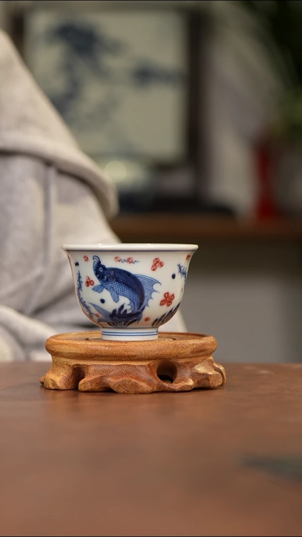 杯和然窑釉里红鱼藻铃铛杯
