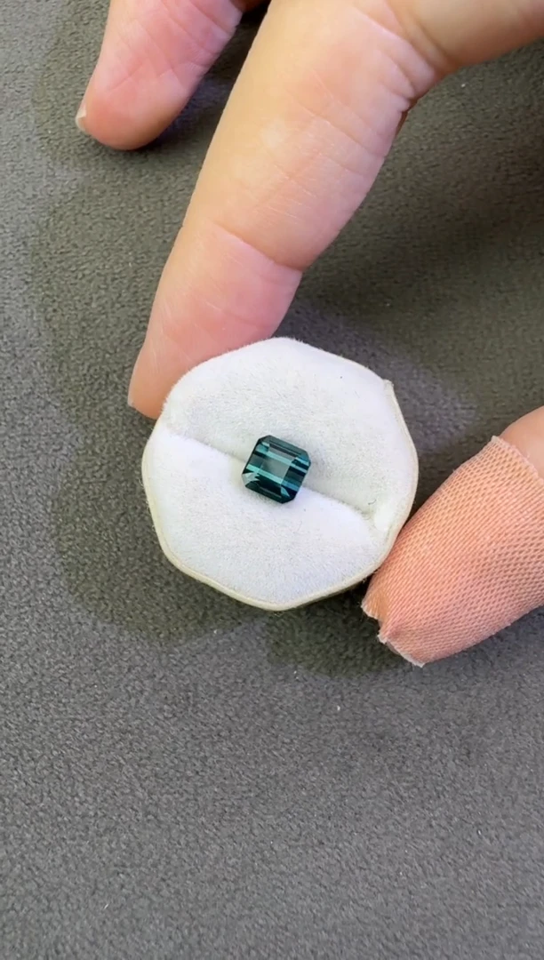 未镶嵌珠宝半成品碧玺1.07ct