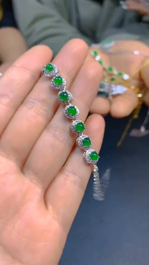 【闪购商品】翡翠手链未镶嵌0833628376/多样性发一