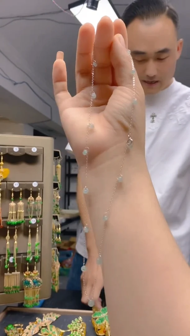 【闪购商品】翡翠耳饰银S925镶嵌0371翡翠锁骨链