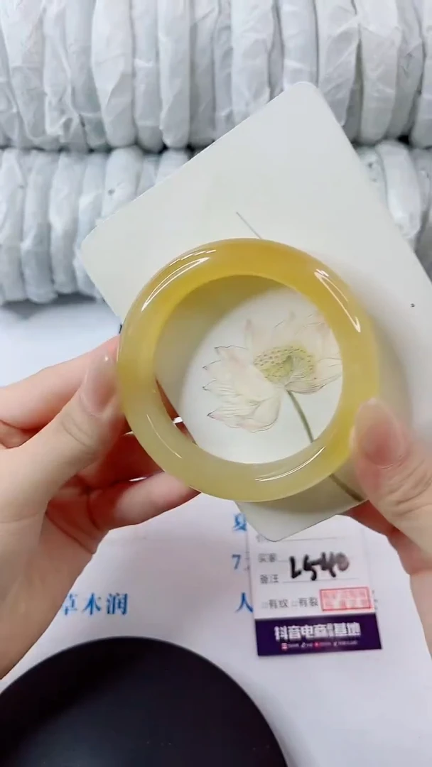 未镶嵌手镯石英质玉多样性发货L540