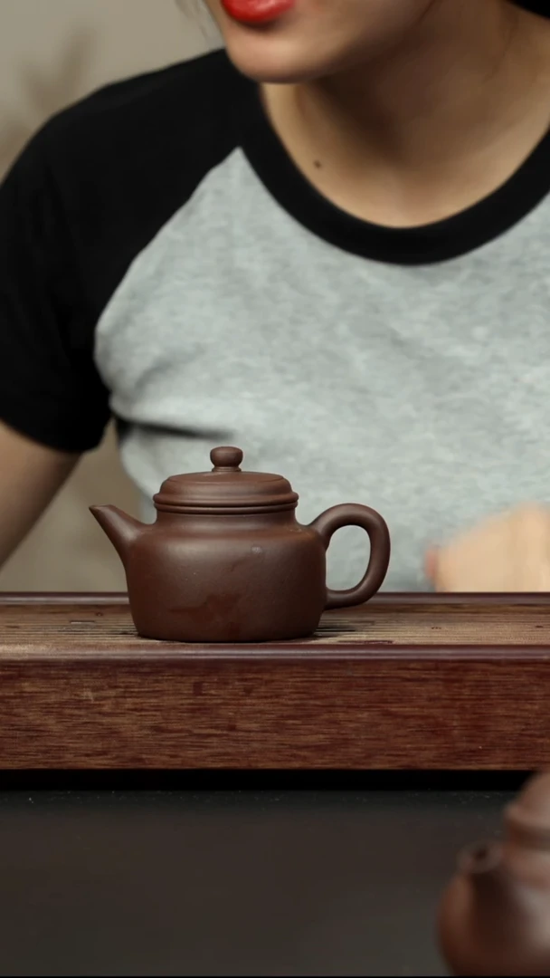 紫砂茶壶老紫泥 剑流德钟