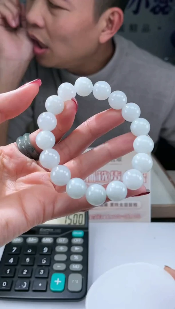 【闪购商品】定制翡翠未镶嵌不退不换多样性随机发CMH1件-A