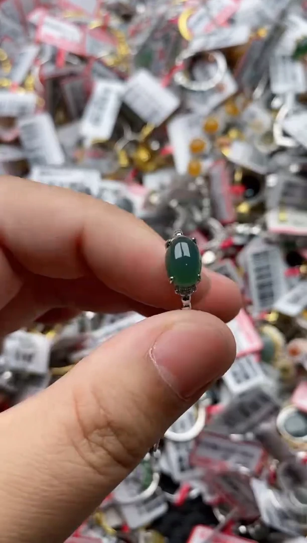 【闪购商品】翡翠戒指银S925镶嵌3333---2