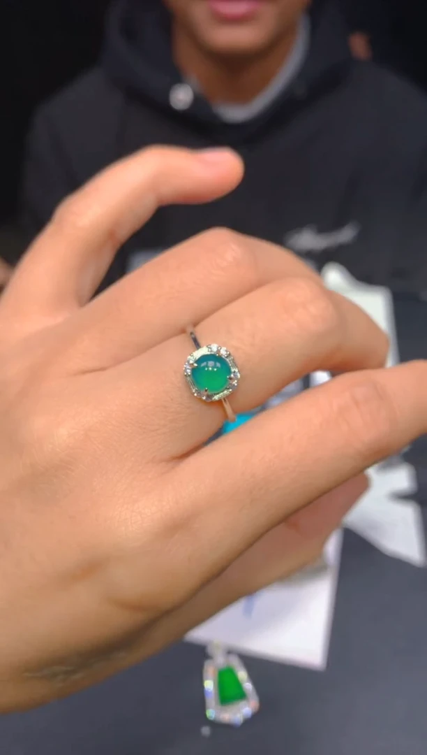 【闪购商品】定制翡翠未镶嵌38多样性发货（发其一）