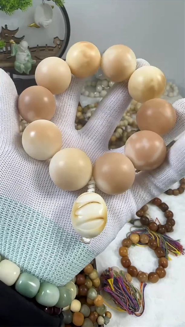 【闪购商品】白玉菩提手串26*手工干磨粉色大瓜皮