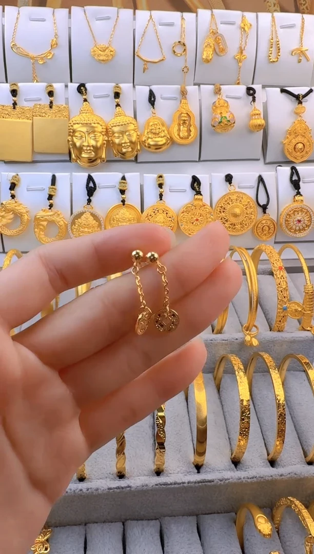 无足银小耳钉礼物