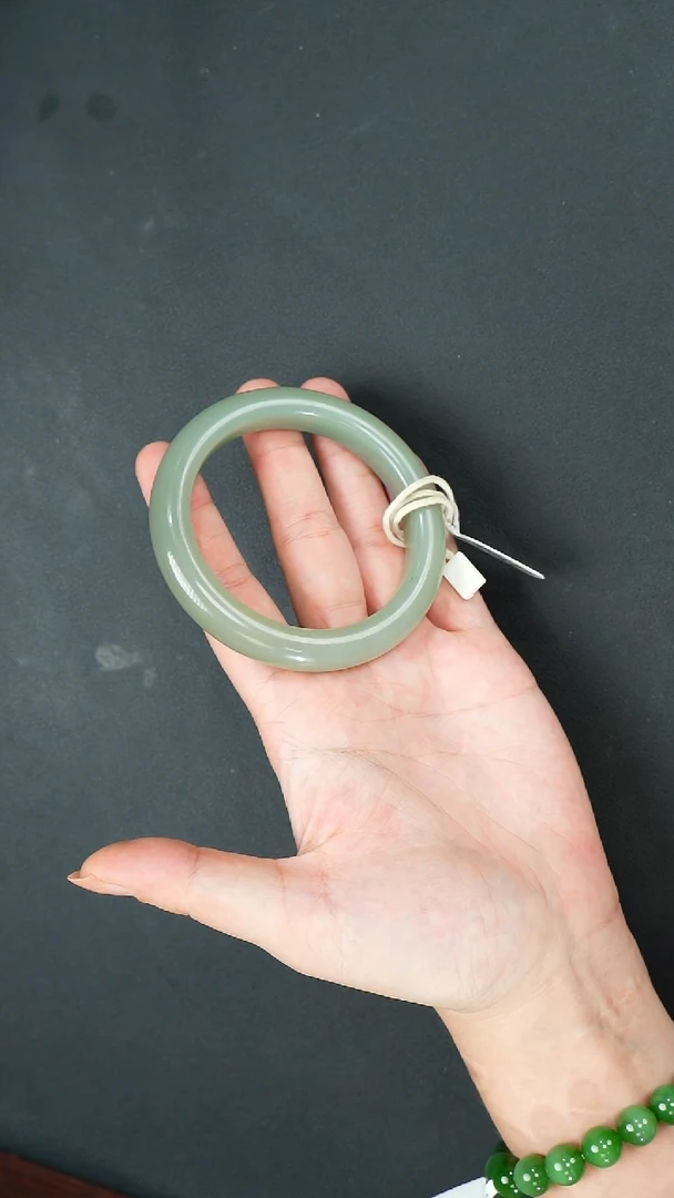 和田玉手镯未镶嵌A0021-58