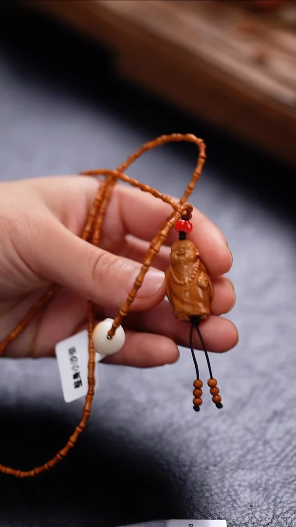 【闪购商品】橄榄核吊坠素核手串