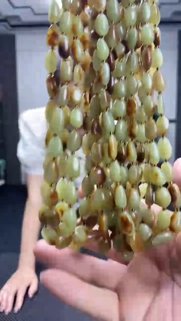 透闪石质玉未镶嵌挂件多样性发货任意一件