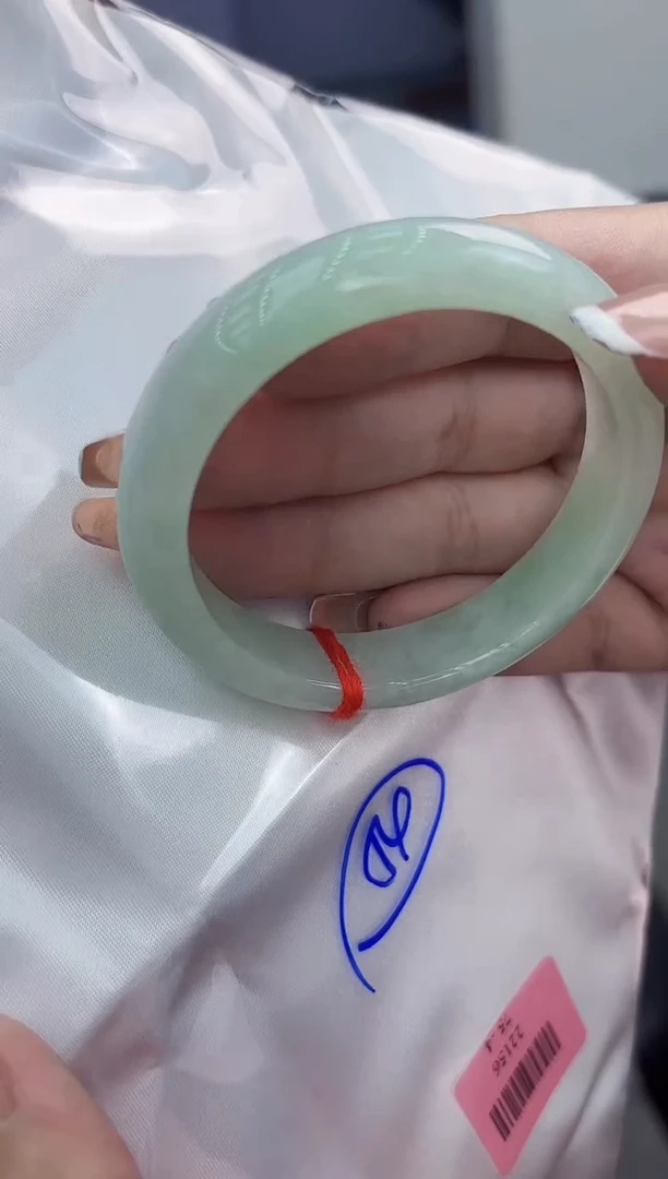 【闪购商品】翡翠手镯未镶嵌翡翠手镯