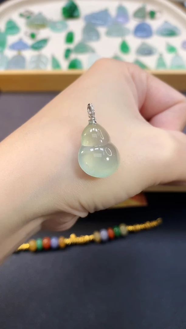翡翠18K金镶嵌吊坠(不含链)?****≋葫芦|2500