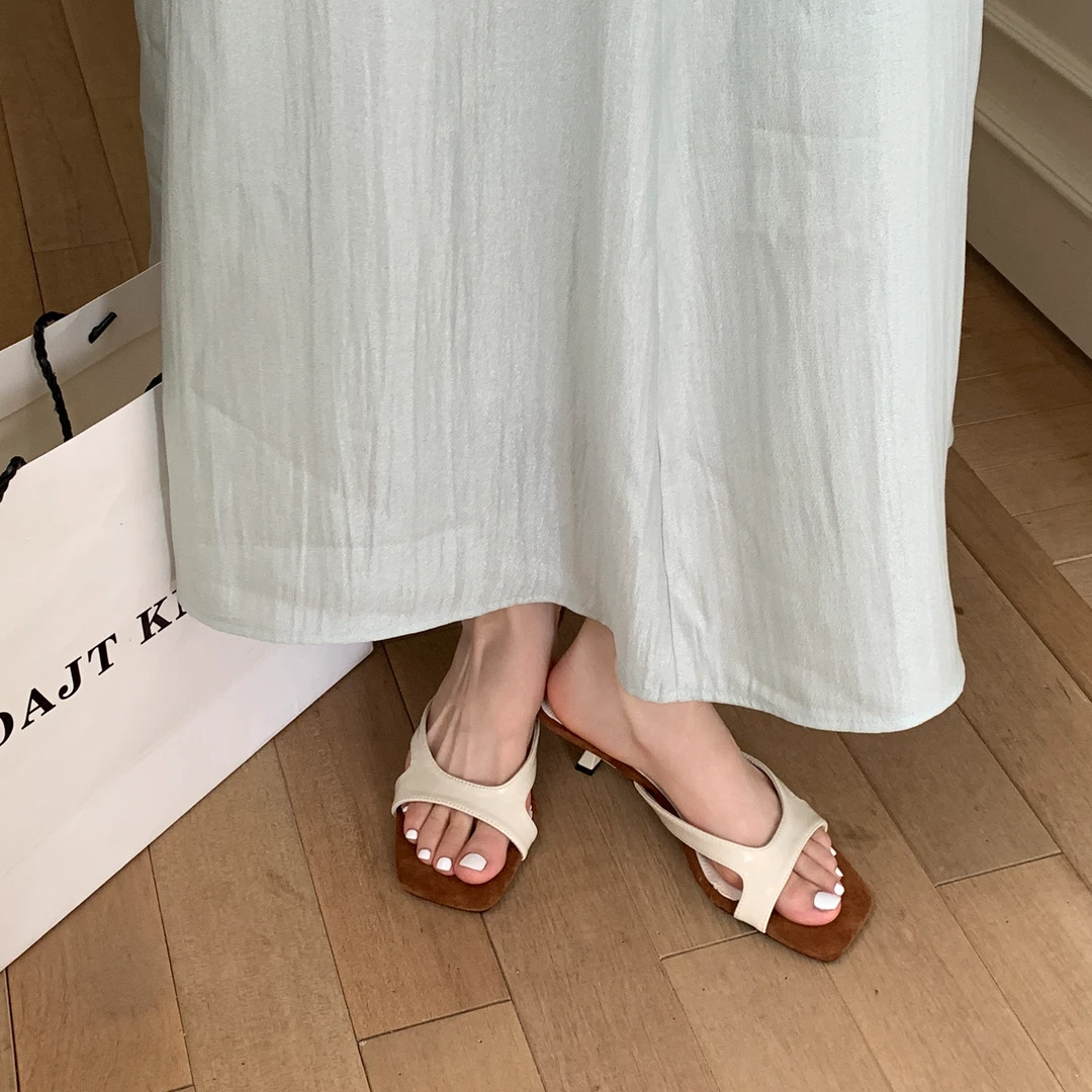 软底懒人拖鞋外穿一字宽带简约2025年夏季露趾休闲细跟凉拖鞋女潮