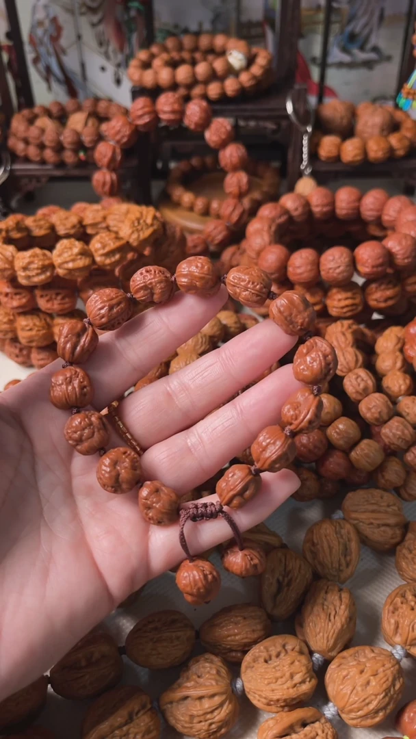 【闪购商品】文玩核桃手串小核桃
