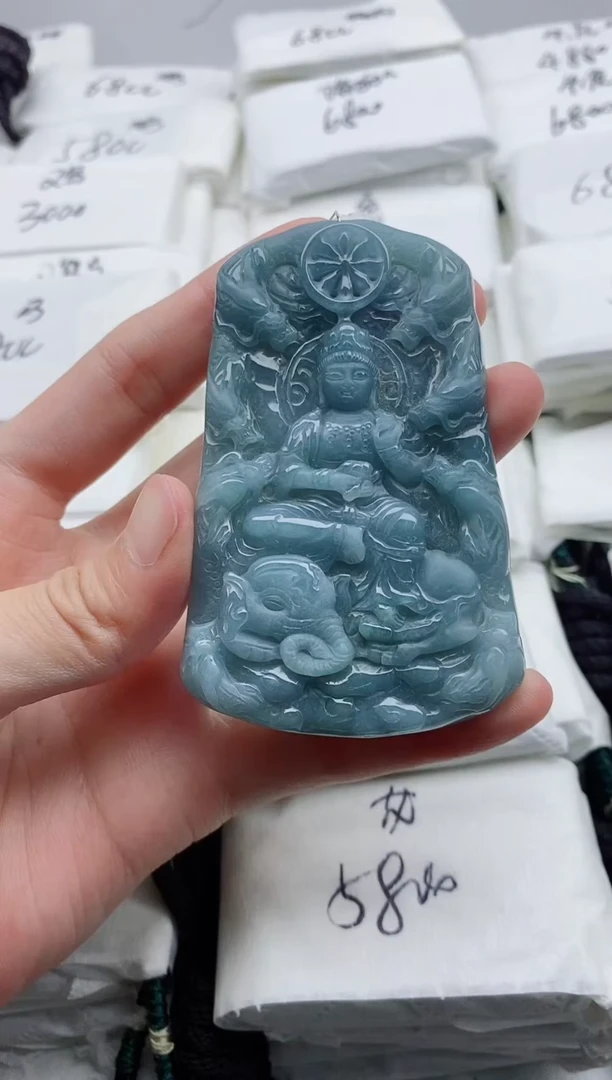 颈饰未镶嵌翡翠8