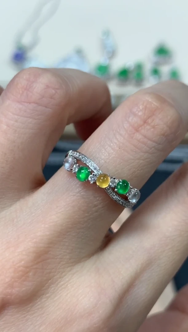 翡翠戒指18K金镶嵌戒指4500