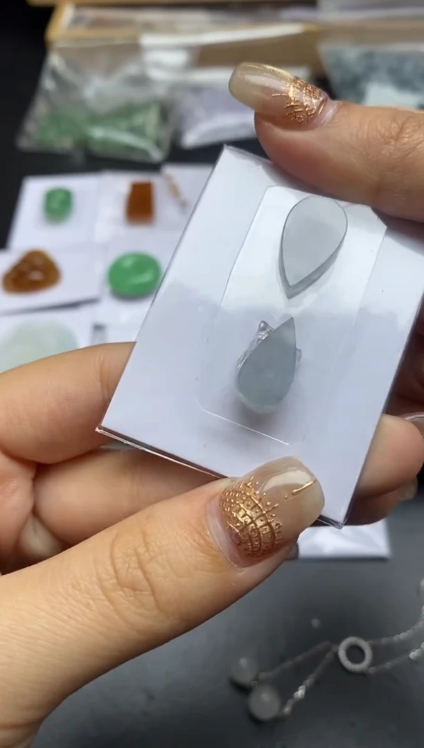 【闪购商品】定制翡翠未镶嵌翡翠毛货~