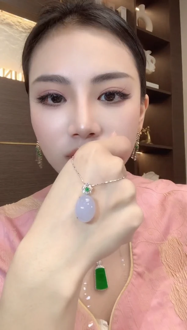 吊坠(不含链)18K金镶嵌翡翠A23 紫货有一定色差